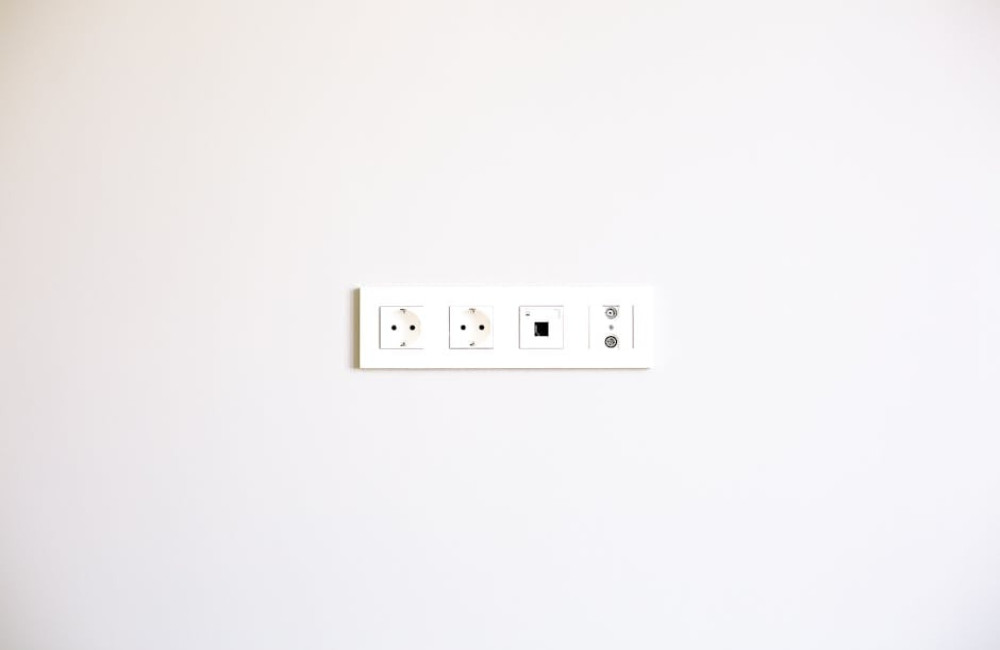 Goedkopere stroom voor je gadgets? Vergelijk energieaanbieders en bespaar kosten!