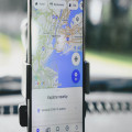 Hoeveel data verbruikt Google Maps tijdens 1 uur navigeren in de auto?